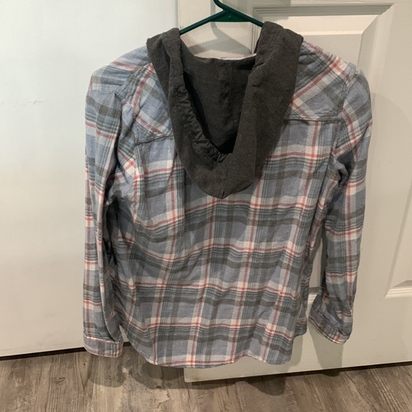 Hooded plaid flannel - Picture 2 of 2